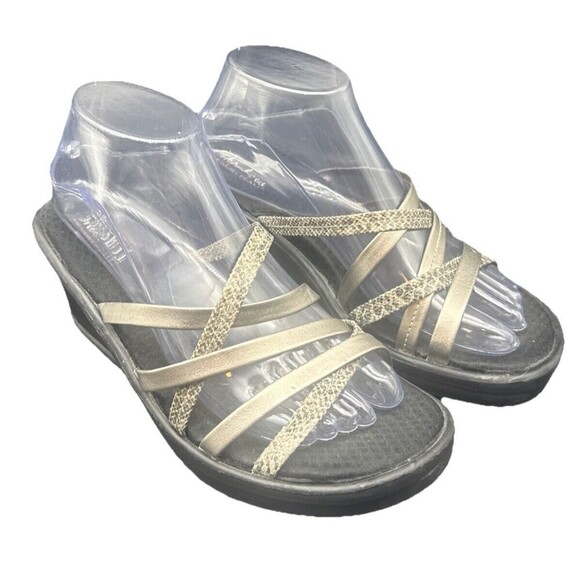 Skechers Women’s Open Toe Slip-on Strappy Wedge BLACK SILVER Sandal Heels Sz 9 - Picture 1 of 16
